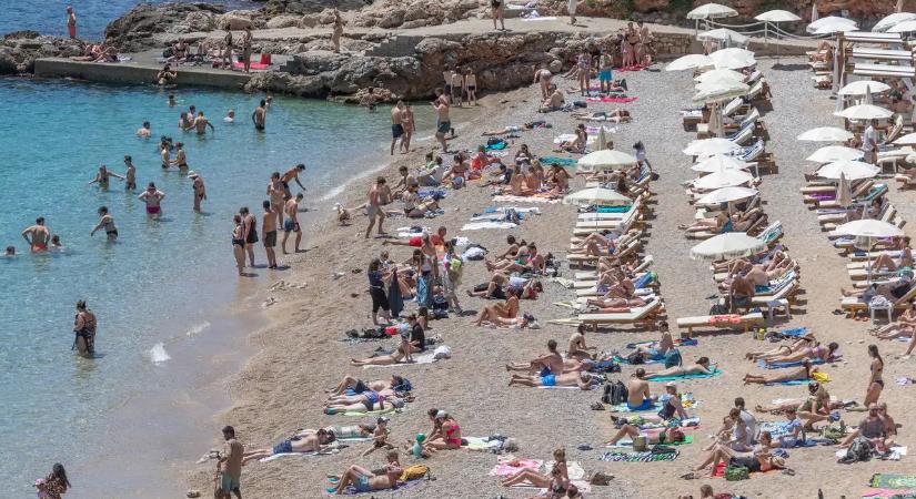 100 eurós törölköző verte ki a biztosítékot Dubrovnikban
