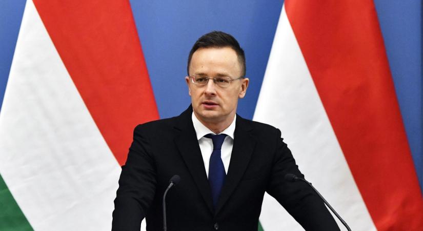 Magyar Péter jogi aggályokat emleget Szijjártó Péter új munkájával kapcsolatban