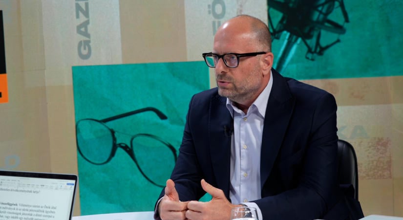 Feltörték az ukrán pénzszállítók ügyvédjének e-mail-szervereit