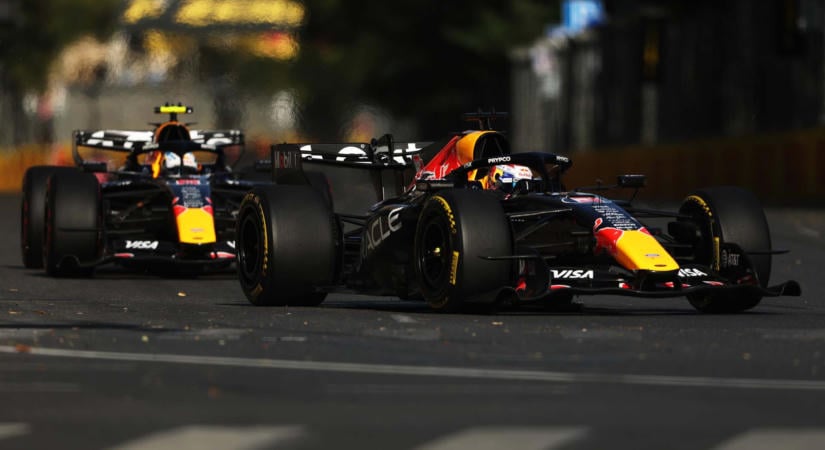 A Red Bull elárulta, miért nem cserélte meg Verstappent és Hadjart