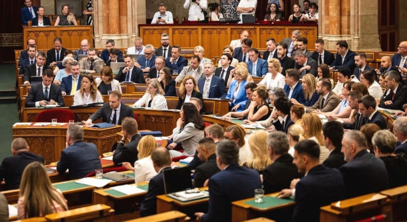 Rendkívüli: az Országgyűlés felfüggesztette aHankó Balázs mentelmi jogát