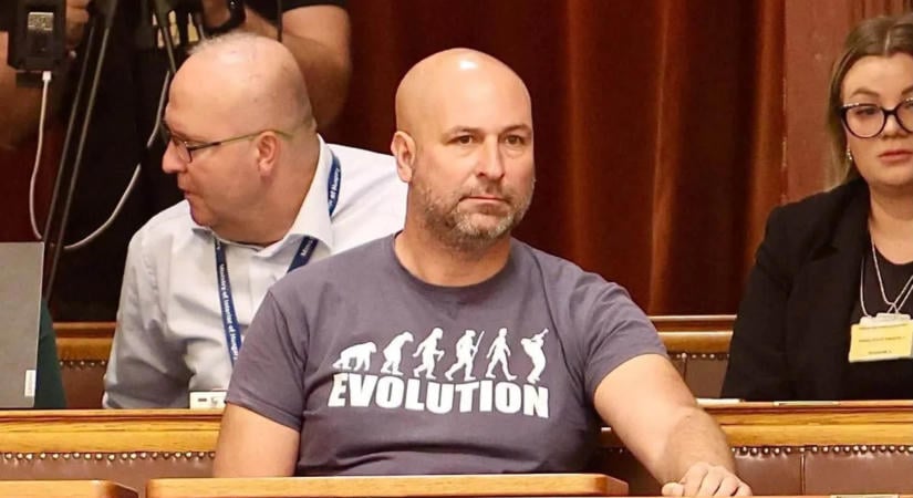 Ezért ment be Szabó Bálint a Parlamentbe – az Origónak elárulta, mi történt Magyar Péterrel