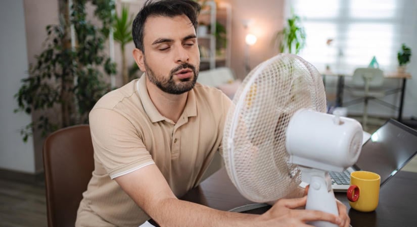 Teljesen haszontalan? Egy fizikus elmagyarázza, a ventilátorok miért nem hűtik le a szobát nagy melegben