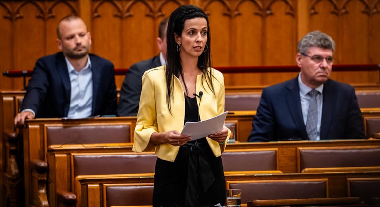 Koncz Zsófia pert indít Kátai-Németh Vilmos ellen, miután a miniszter hivatali visszaéléssel vádolta meg