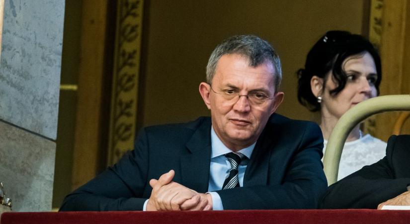 HVG: Garancsi eladta az elefántfüleket értékesítő céget, tiszás megállapodás lehet a háttérben