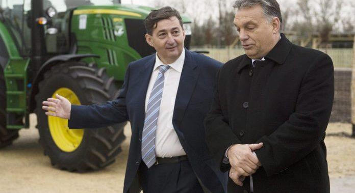 Nagy a baj: Óriási pofont kapott Mészáros Lőrinc