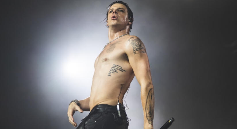 Motorbalesetben sérült meg Yungblud