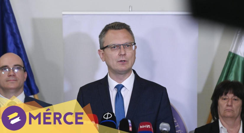 Rétvári Bence már rohanna a tanárokkal barikádokra, csak épp nem megy vele senki