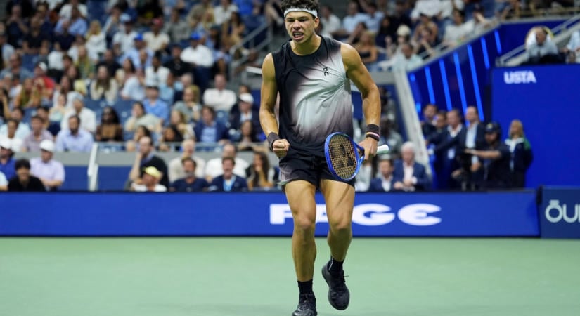 Sosem ért még véget ilyen későn meccs a US Openen: búcsúzott a címvédő Carlos Alcaraz