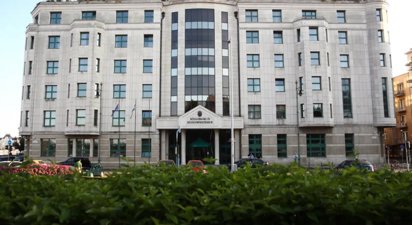 Moszkva válaszul magyar diplomatákat utasít ki Oroszországból