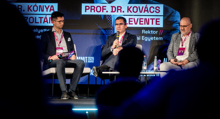 Nem eltűnnek, hanem felértékelődnek az egyetemek a mesterséges intelligencia korában