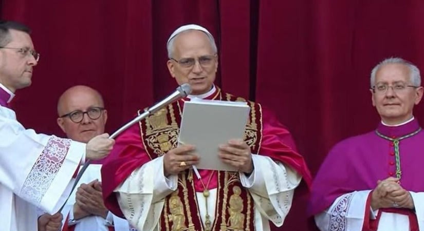Sürgősen meg kell műteni XIV. Leó pápát!