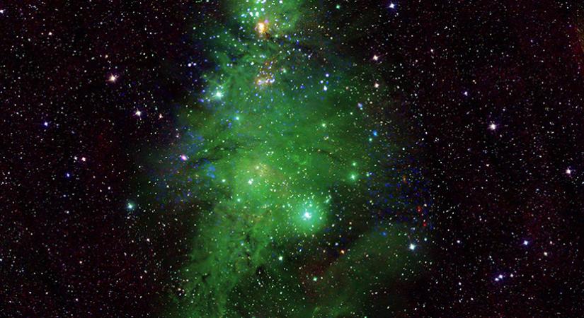 Képeket adott közre a NASA a karácsonyfa-ködről