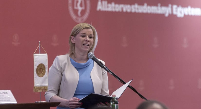 Hankó Balázs után korábbi államtitkárát, Varga-Bajusz Veronikát is letartóztatták