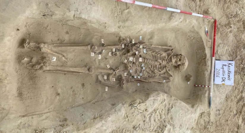 Avar harcosok sírjait fedezték fel a kecskemétei katonai rrepülőtéren