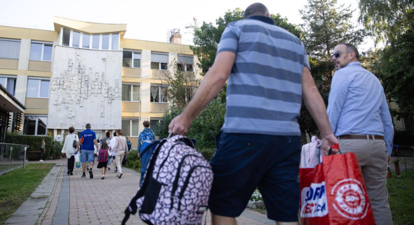 Több mint száz iskolában kezdődik meg a tanév Tolna vármegyében