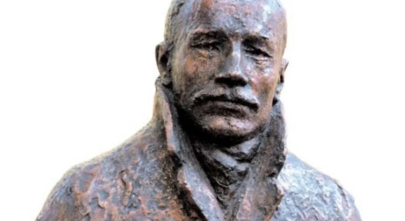 El kell távolítani a „Wass Albert-szobrot” Székelyudvarhelyen, csakhogy a városvezetés szerint nincs is ilyen szobor
