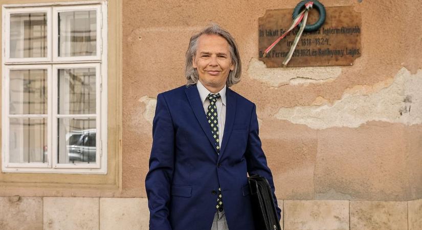 Deák Ferenc győri évei – Tragikus sorsú édesanyja rábacsécsényi volt, ő négy esztendőt tanult a folyók városában
