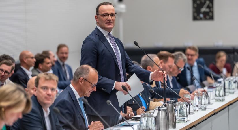 Több mint hétórás egyeztetésen, hajnalig vitáztak a német adóreformról