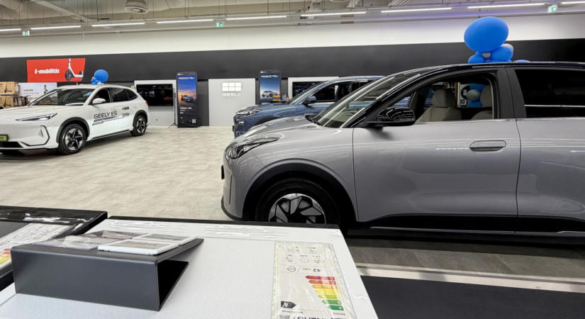 Eljöhet az autószalonok vége is, változtatni kell a hozzáálláson