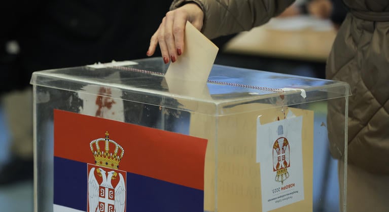 Fontos feladat előtt állnak a DE! Akcióközösség önkéntesei, a szerbiai választások tisztaságában segítenek