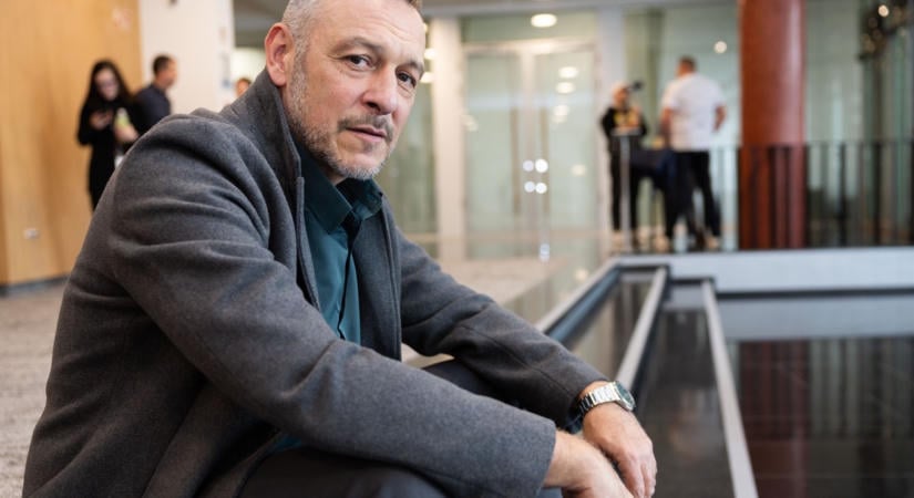 "Hirtelen magamra maradtam" – 15 éves korától egyedül boldogult Czutor Zoltán