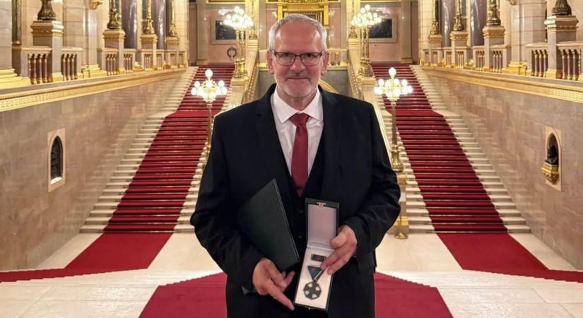 Állami kitüntetést kapott a Fejér megyei iskolaigazgató
