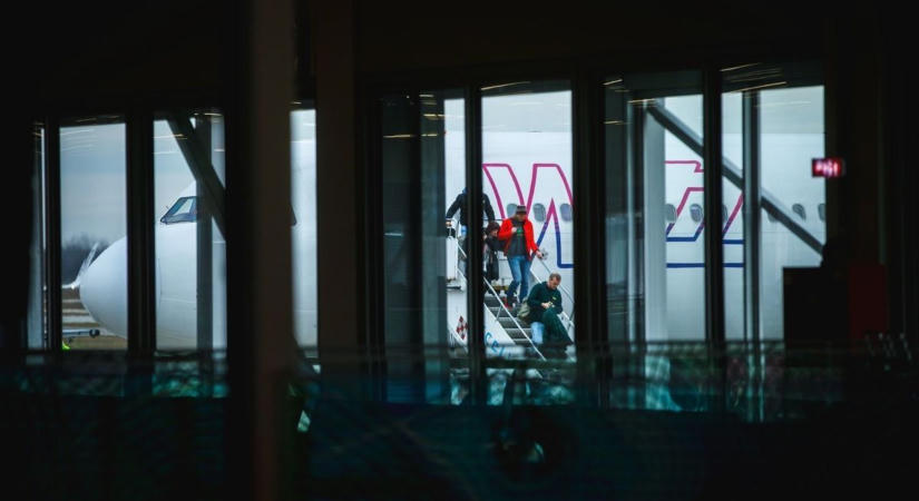 Vaskos veszteségbe futott a Wizz Air, zuhanórepülésben a részvények – rántják lefelé a fapadosokat a szárnyaló olajárak