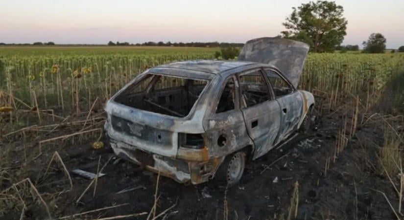 Akciófilmbe illő hajsza a Velencei-tónál: kigyulladt a rendőrök elől menekülő férfi autója