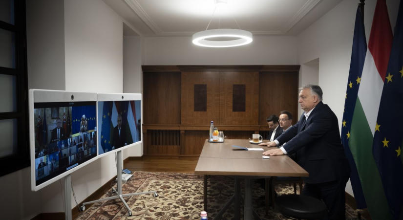 Orbán Viktor koptatta az Iparművészeti egyik szőnyegét, amit új sérülésekkel adott vissza a miniszterelnökség