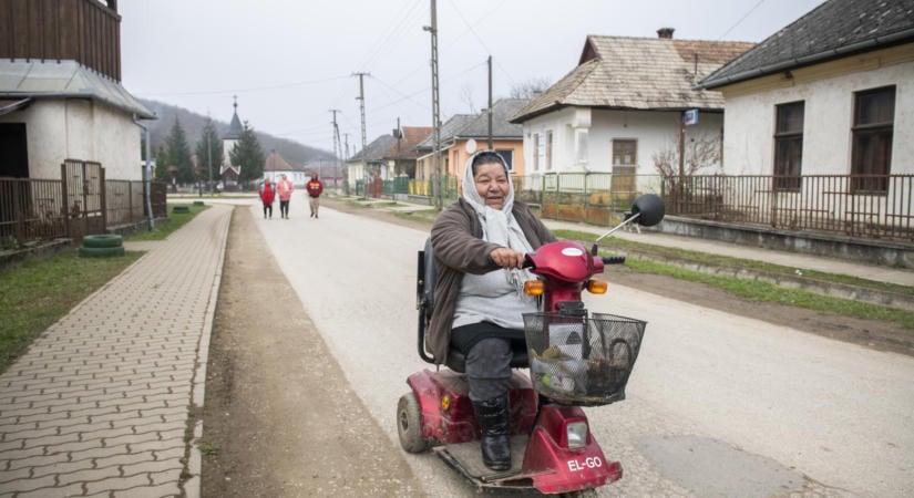 „Ha egy kis faluban még a kocsma is bezár, az a település teljes társadalmi ellehetetlenülését jelzi”