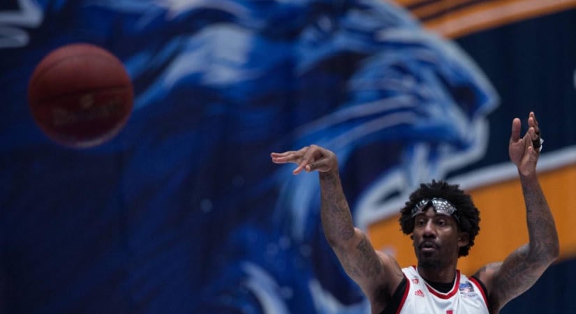 Beteljesítette gyermekkori álmát, rendőr lett az egykori NBA-sztár