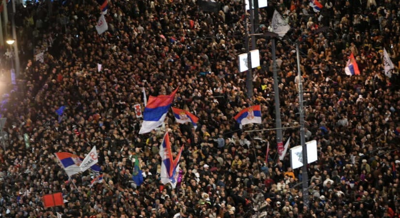 „A parlamenti képviselői mandátum a népé – Szerbia győz, mert az egyetemisták győznek”