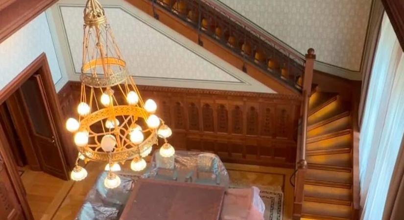 Kövér László fényűző házelnöki rezidenciájáról osztott meg képeket Forsthoffer Ágnes