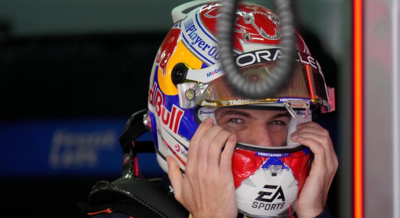 Verstappené a pole pozíció Sepangban