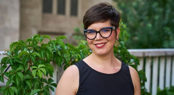 Mechiat Zina költő: Az foglalkoztat, ami elől nem tudok menekülni