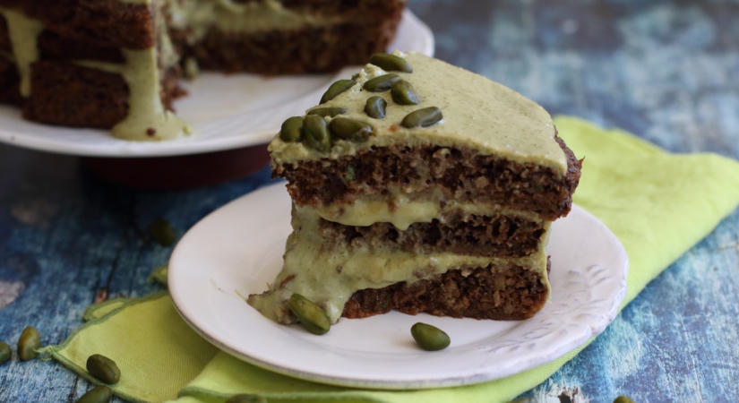 Hihetetlen, de tényleg cukkini az alapja ennek a torta receptnek