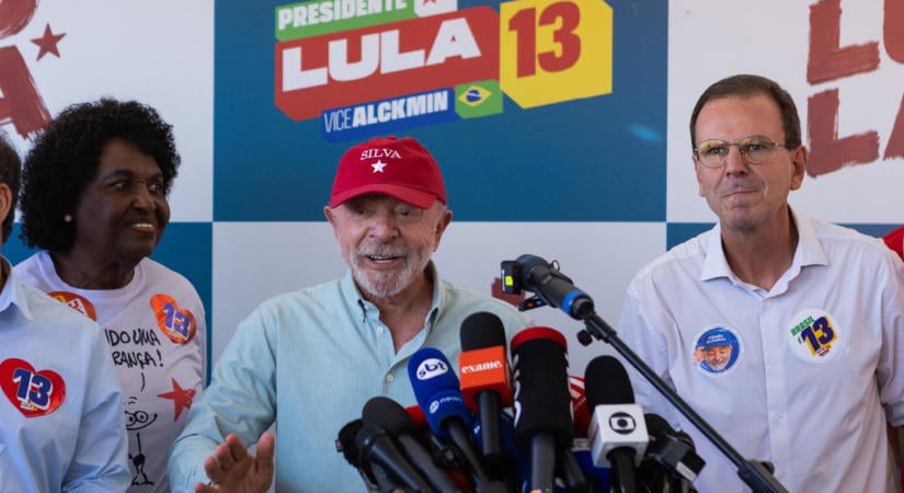 Hajszállal győzött Lula da Silva a brazil elnökválasztáson - Flavio Bolsonaro vitatja az eredményt