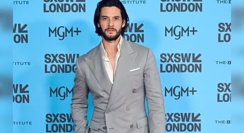 Ben Barnes feleségül vette szerelmét!