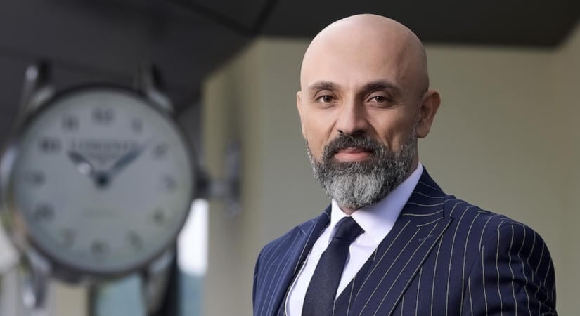 „Mindig olyan stratégiát igyekszem kidolgozni, amely válságálló” – interjú a Longines vezérével