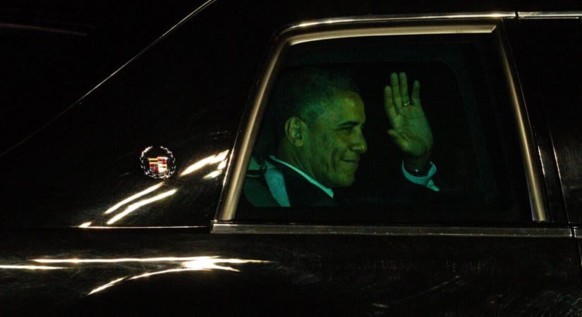 Egyértelmű üzenetek jelentek meg Barack Obamáék kapcsán a vad pletykák után