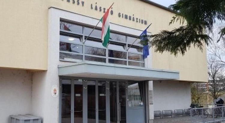 LOVASSY GIMNÁZIUM – A százas lista harmadik helyén