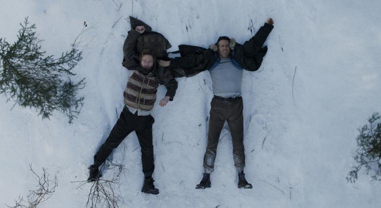 Mielőtt megint magára öltené Deadpool jelmezét, a ruszkik elől fog menekülni Ryan Reynolds - meglepően szórakoztató a Mayday trailer