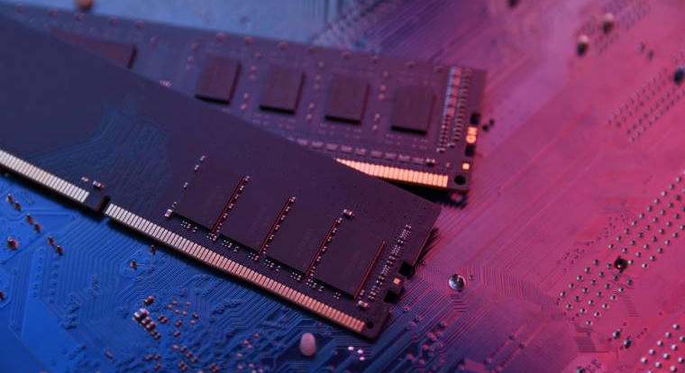 A Samsung belenézett a kristálygömbjébe, és megjósolta a memóriaválság végét