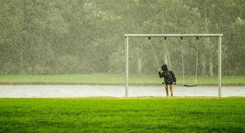 Zivatarok és jégeső várható csütörtökön és pénteken Székelyföldön is