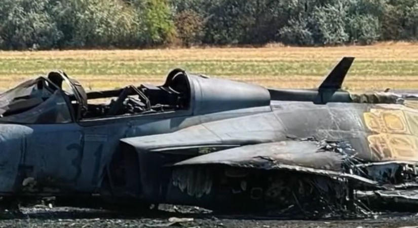Kiderült, melyik Gripen zuhant le Szolnoknál, különös előélete van
