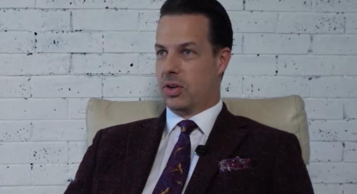 Kováts Dávid elárulta, mi volt a fő motivációja Az Árulók-stratégiája mögött, a paranoiáról is mesélt