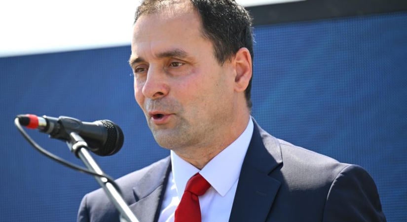 Lemondott az MVM-igazgatóság elnöke, aki szinte Kapitány Istvánon is túlnőtt