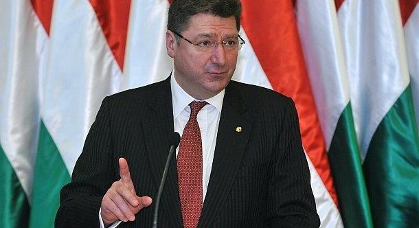 Vitézy Dávid kirúgta a MÁV igazgatósági elnökét és Parragh László igazgatósági tagot