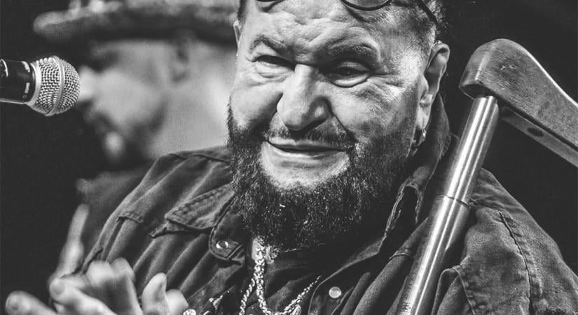 Gyászol az ország, meghalt Deák Bill Gyula